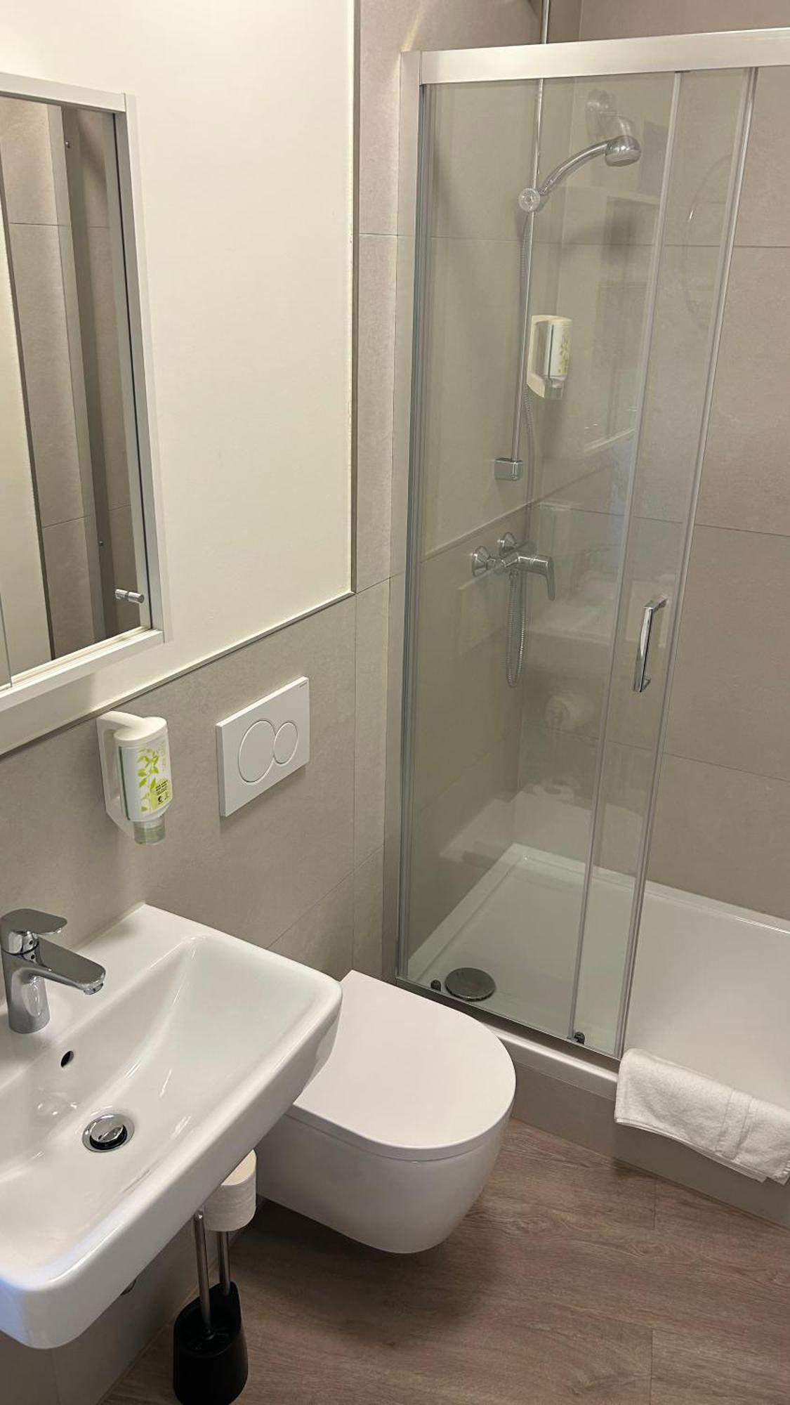 Hotel Ohm Patt 2*