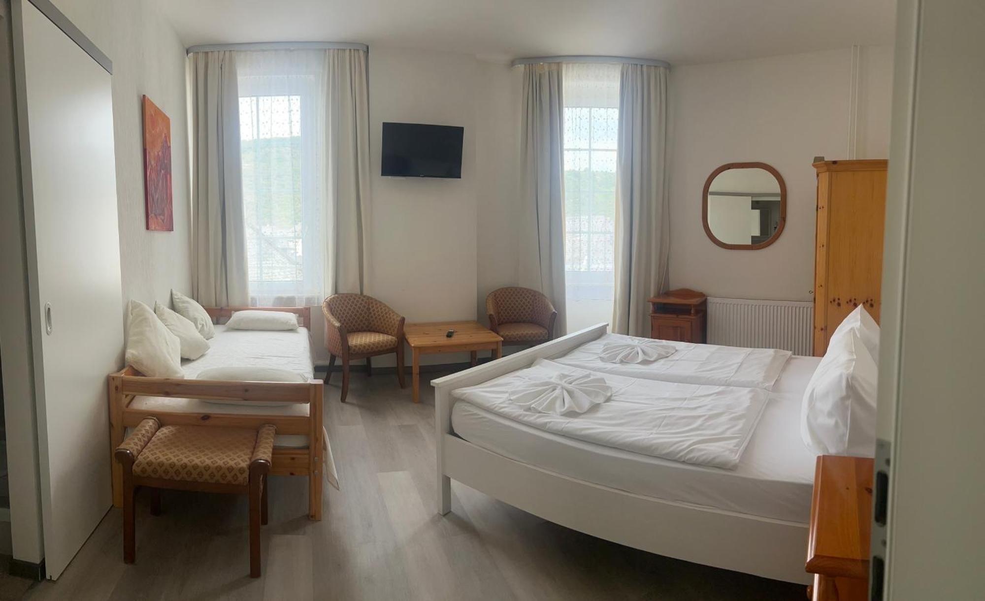 Hotel Ohm Patt 2*